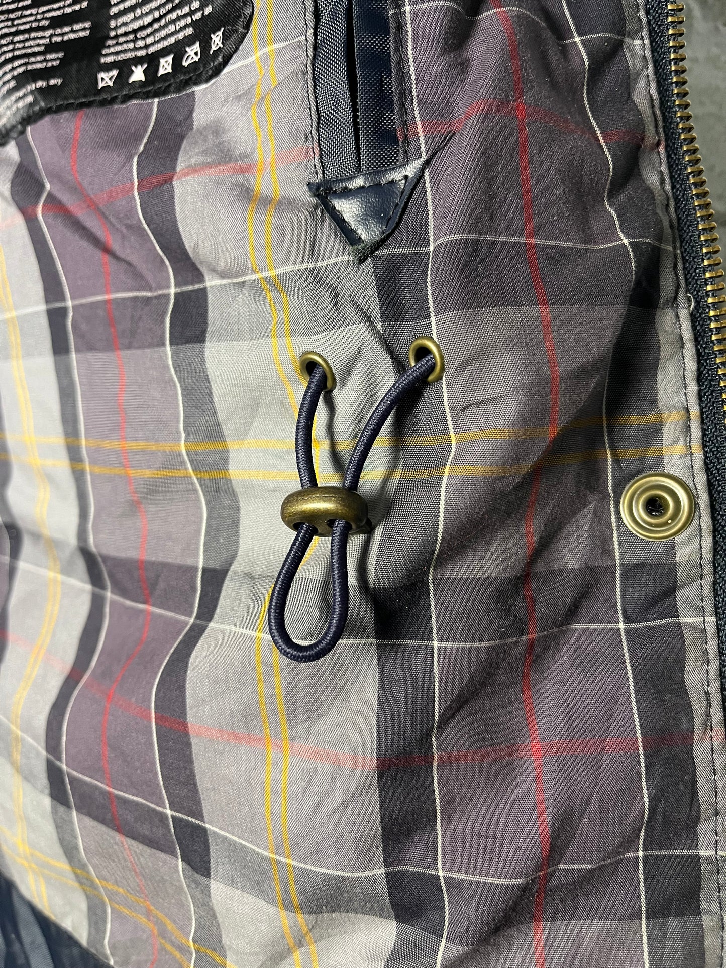 Barbour Aenium Wax Jacket – Navy Blue – UK 18 (Women)