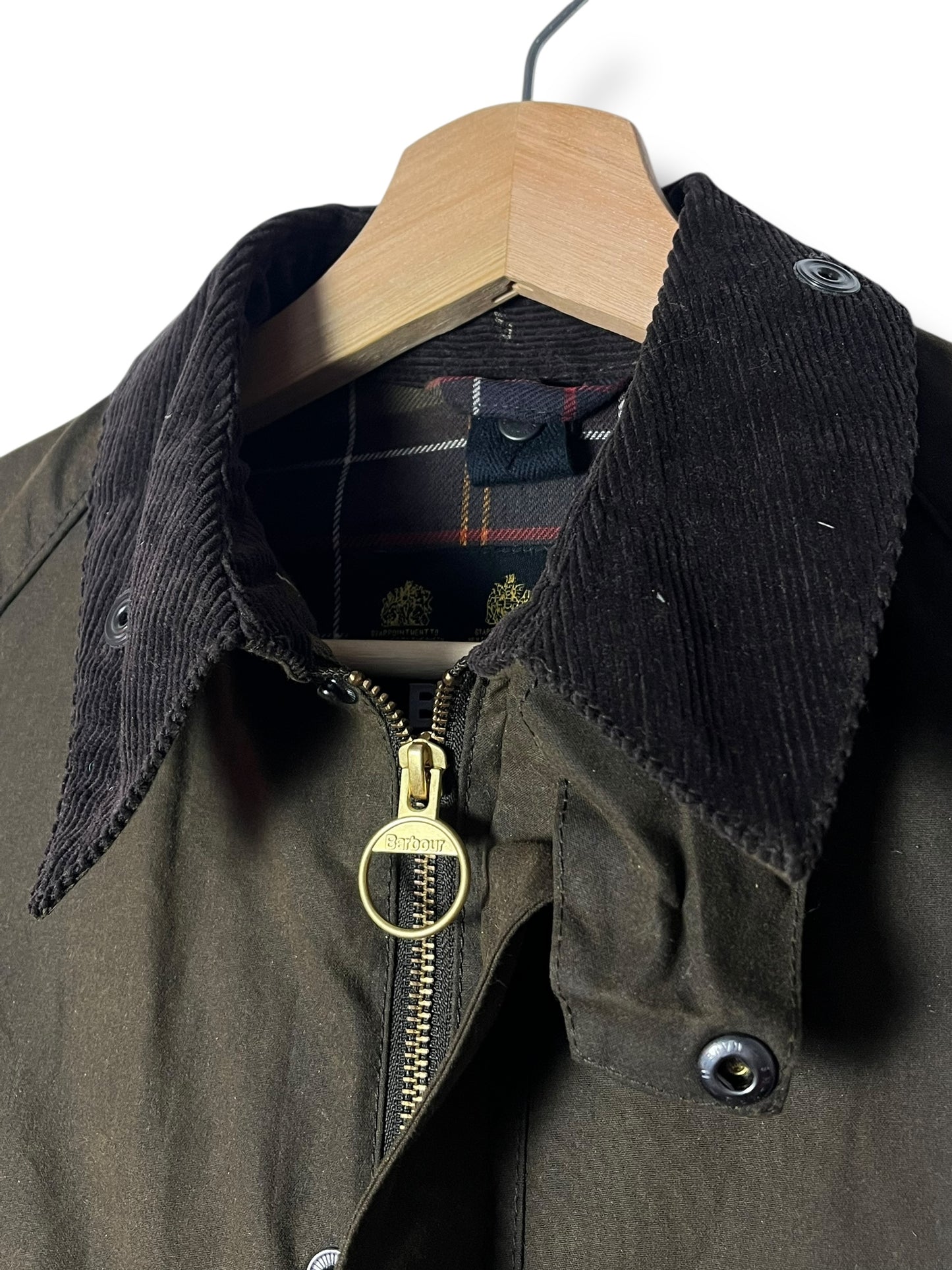 Barbour Beaufort Wax Jacket – Olive – Kids 12–13Y | Selected by DRAPS