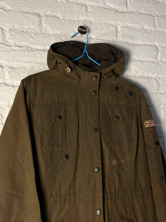 Parka Barbour Winter Force Wax, talla 16, verde oliva