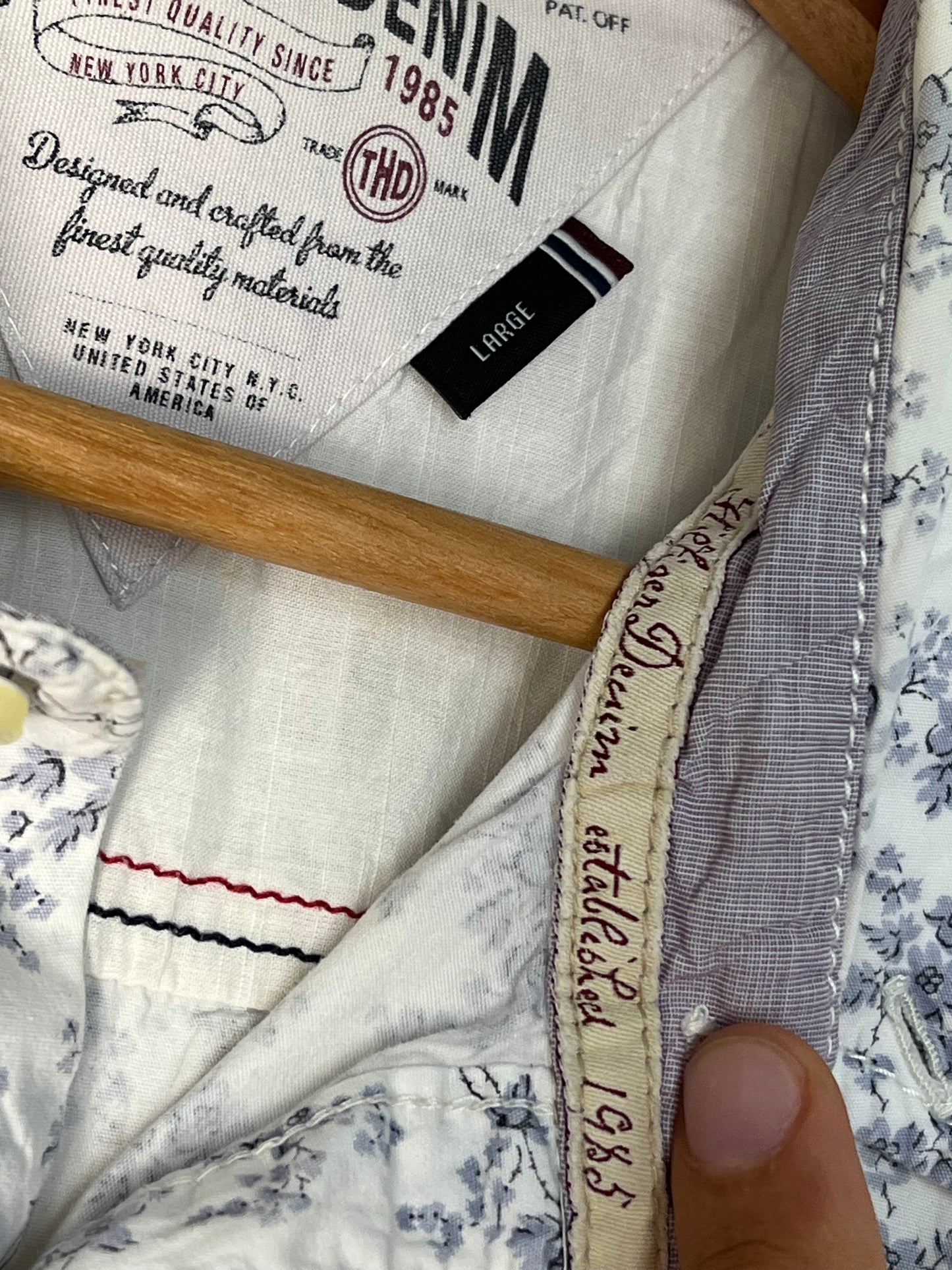 Hilfiger Denim Shirt – White Floral Print – L