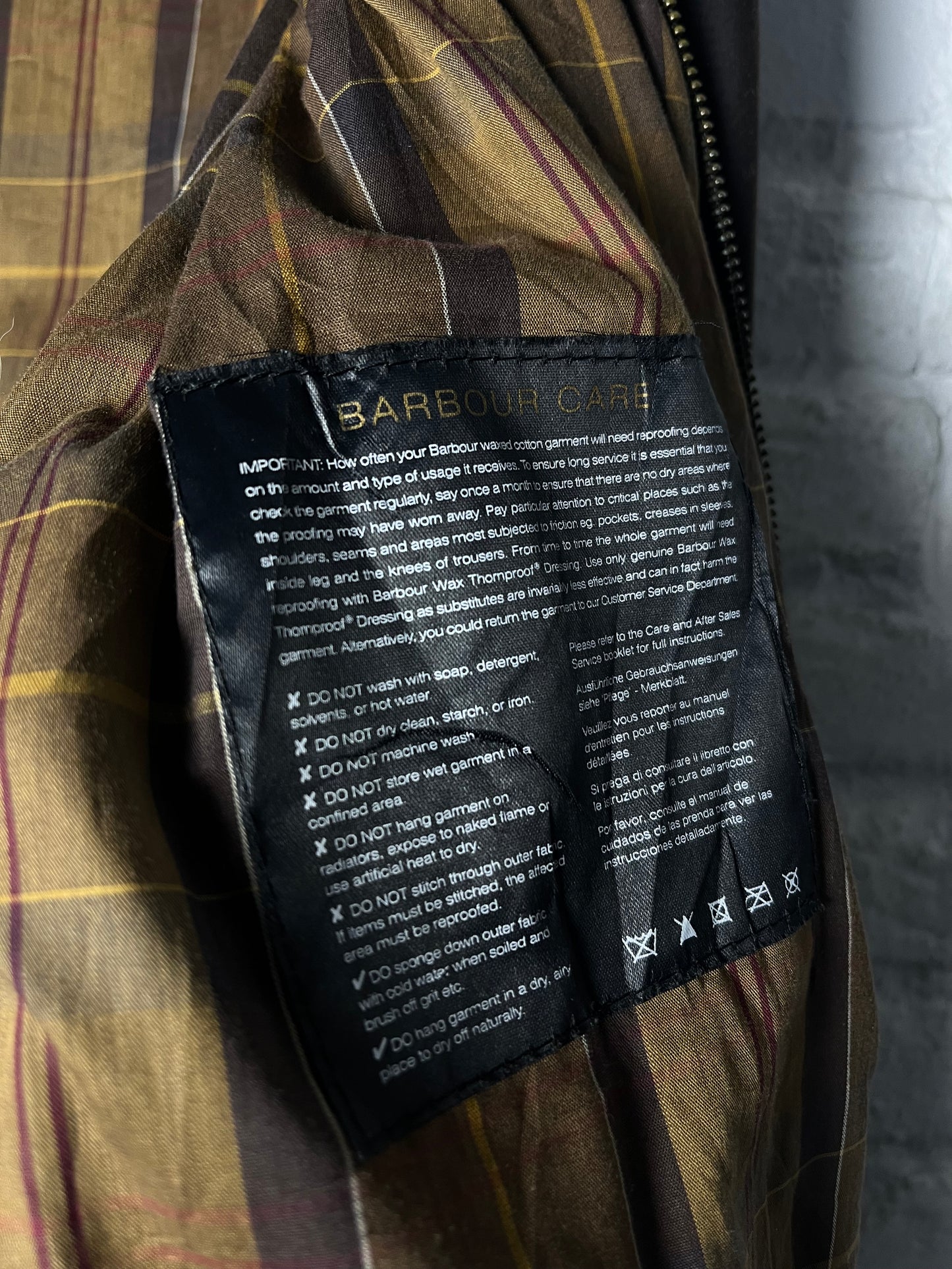 Barbour Flyweight Wax Jacket – Brown – Size M (Fits L)