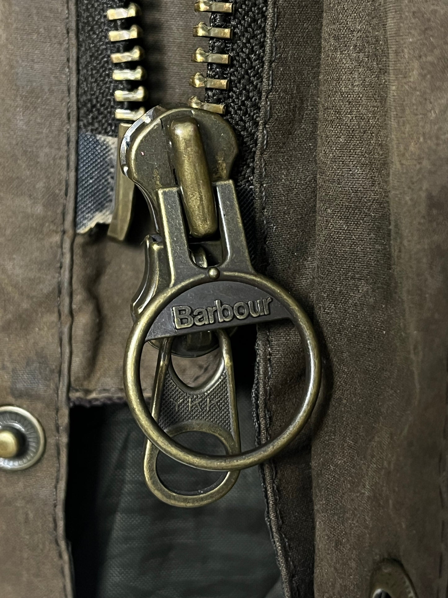 Barbour Ashby Wax Jacket – Olive (L)