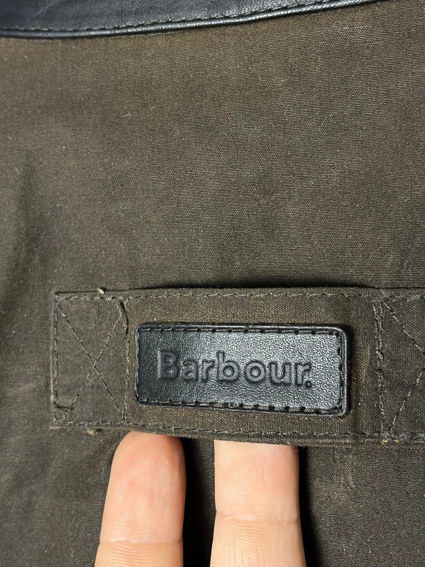 Barbour Hereford Wax Jacket – Olive – Size L