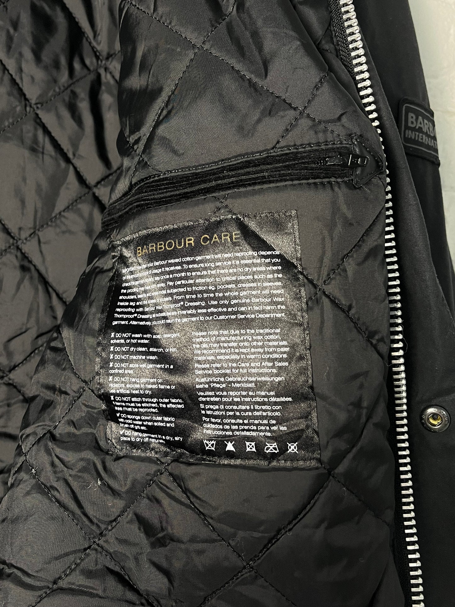 Barbour International Duke Jacket – Black (XL)