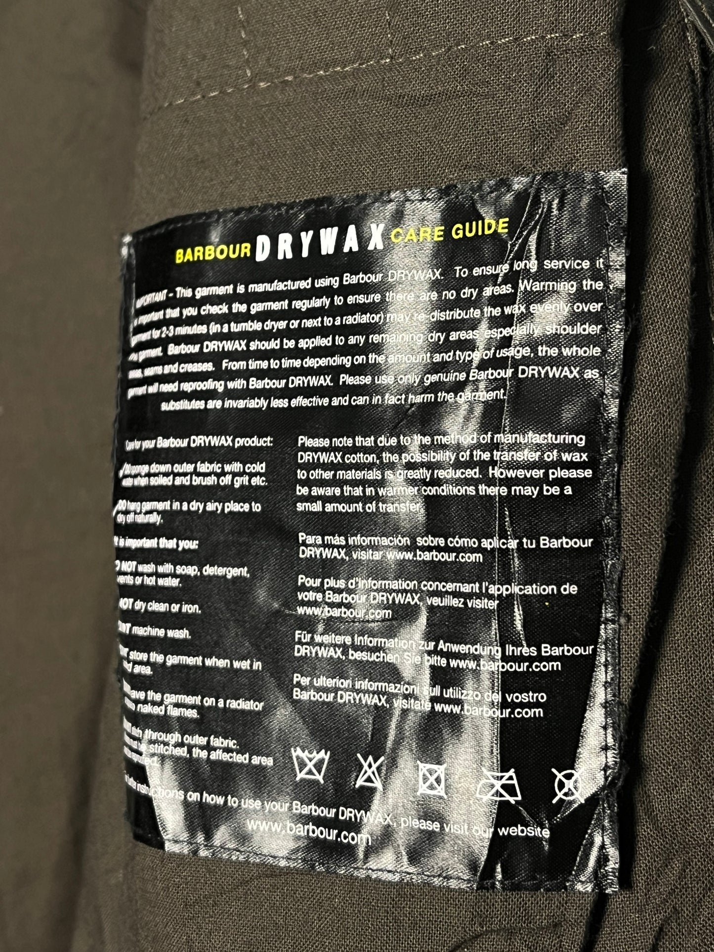 Barbour International Vestive McQueen Wax Jacket – Sage Green – Fits L