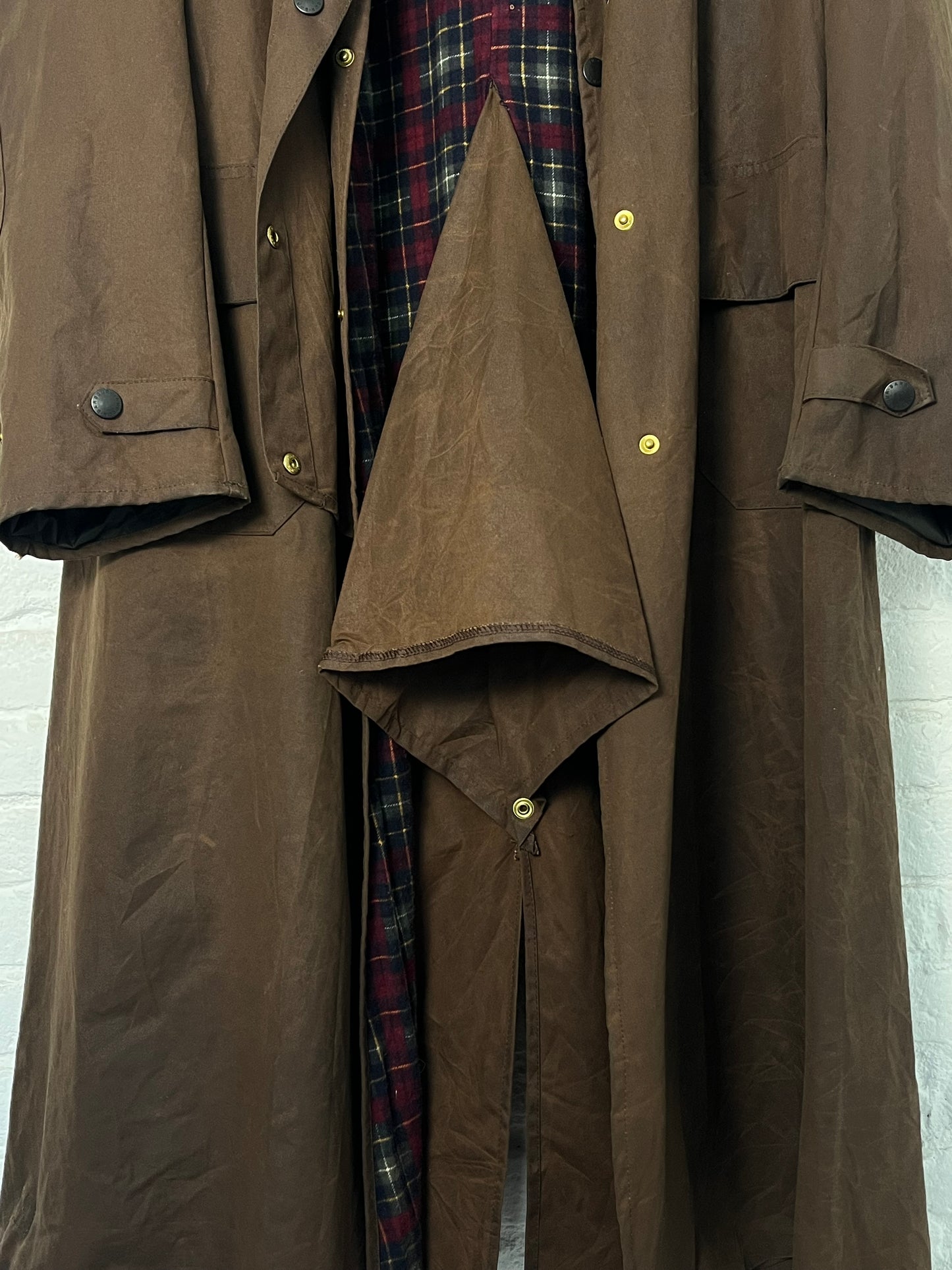 Barbour x Backhouse Waxed Raincoat – Brown – XL – 1990s - Selected by DRAPS