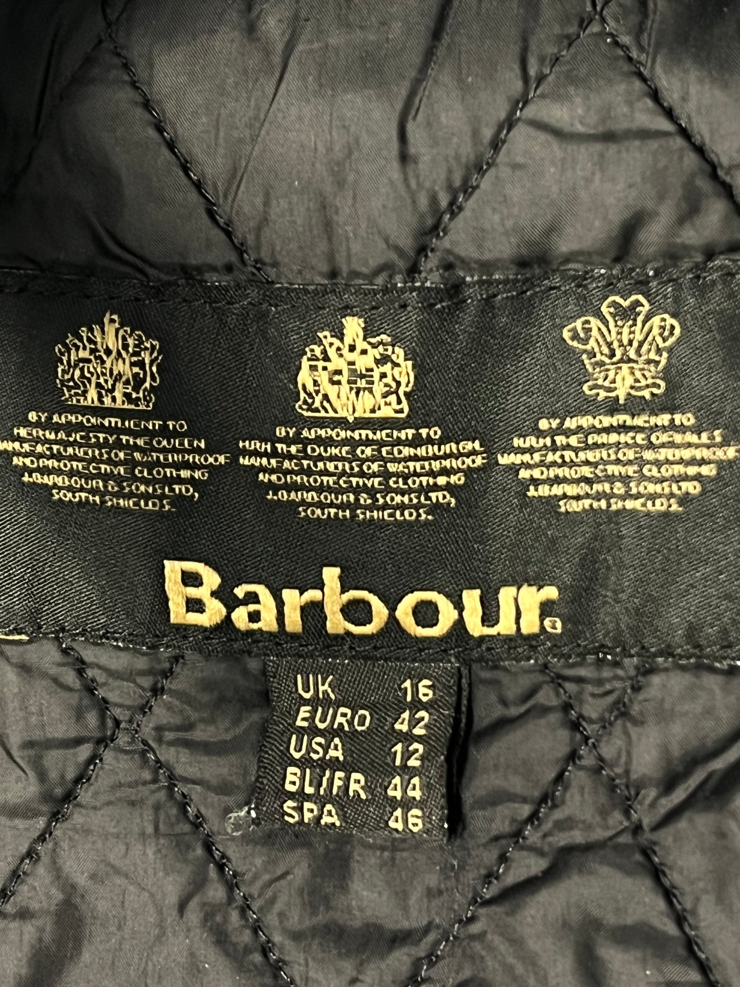 Barbour International Parka Waxed Cotton – Women’s UK16 – Black Selected by DRAPS.