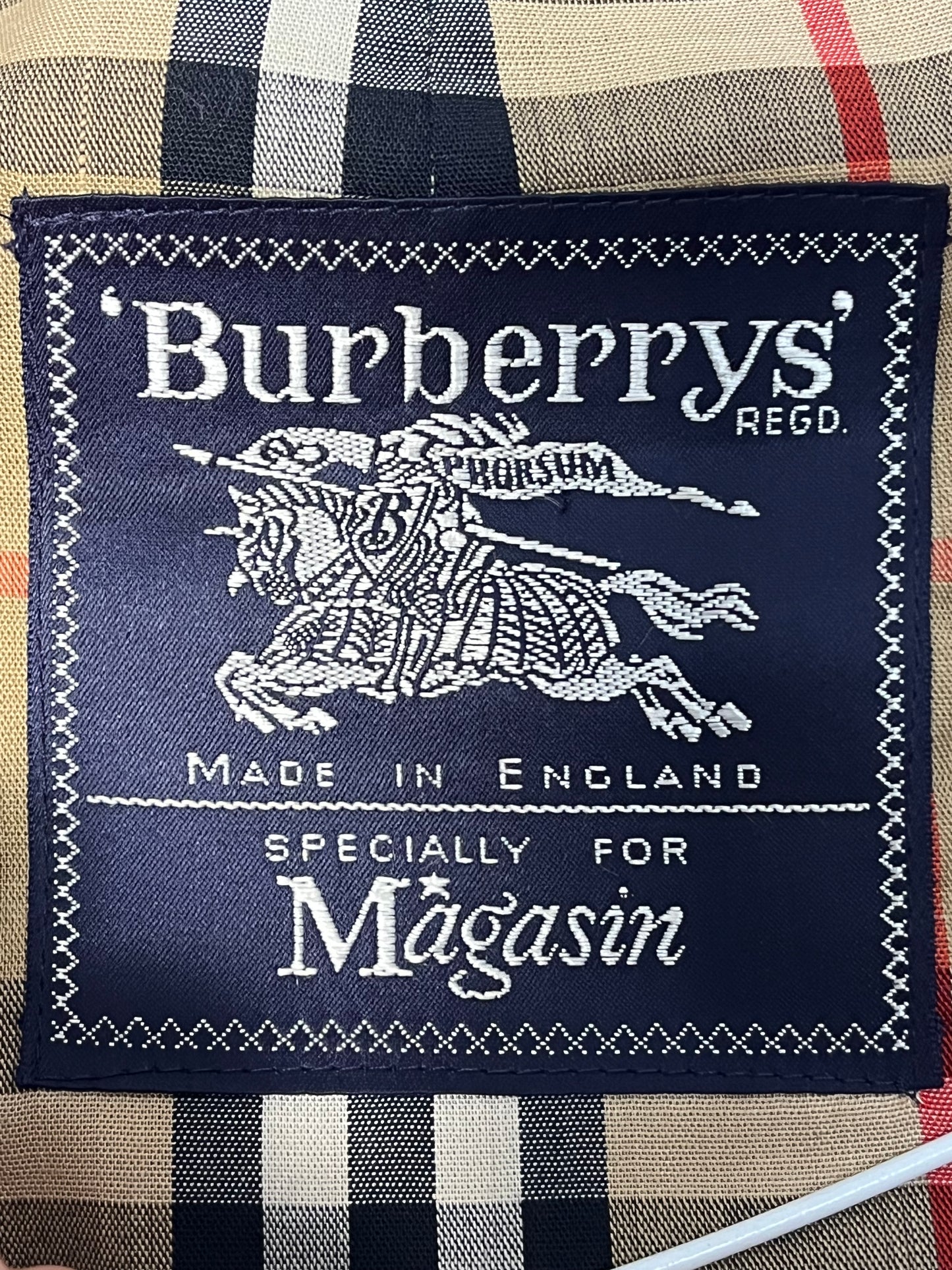 Original 90’s Vintage C83A Burberry Long Trench Belted