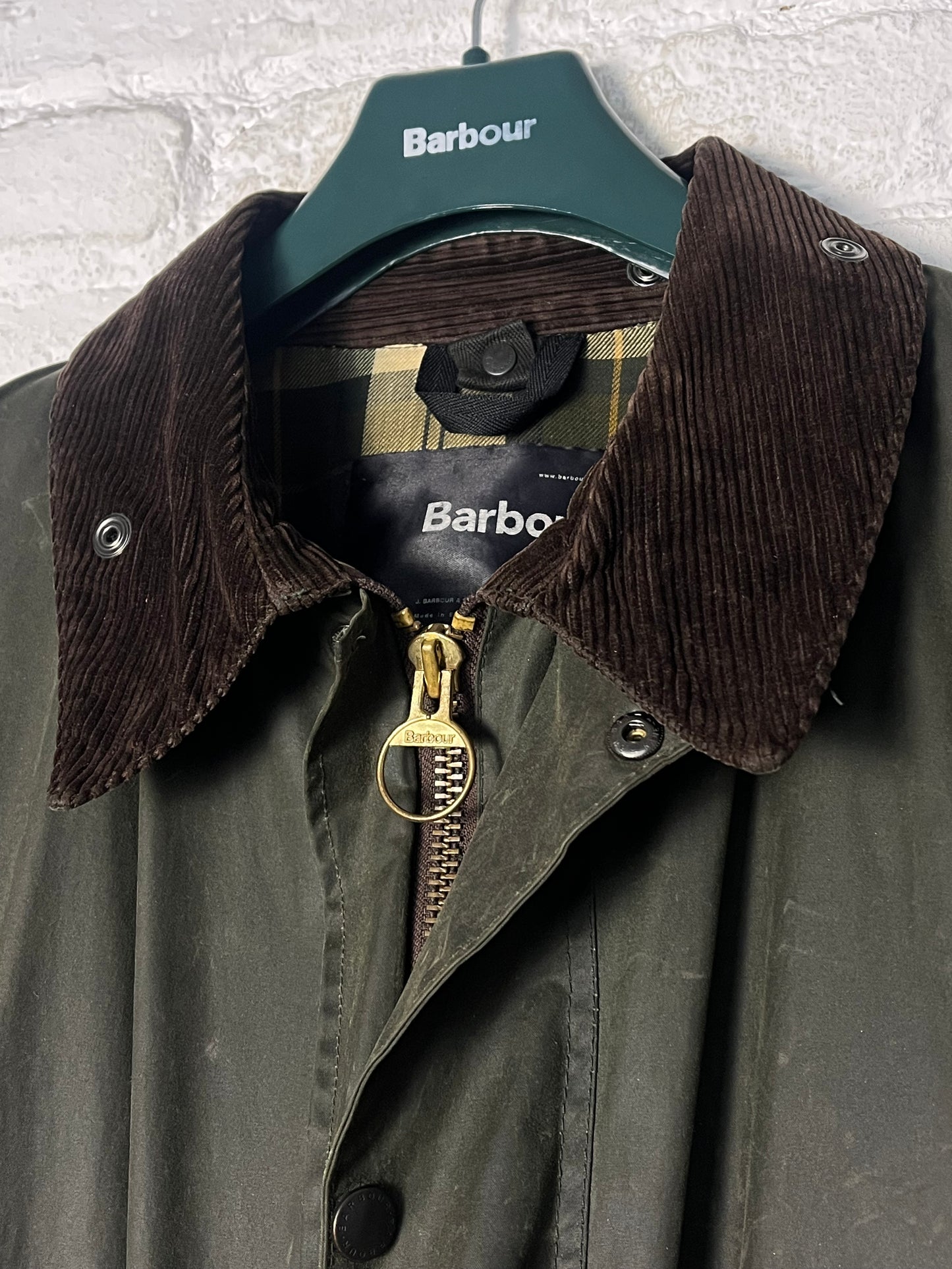 Barbour Border Wax Jacket C52 – Sage Green – 2000s