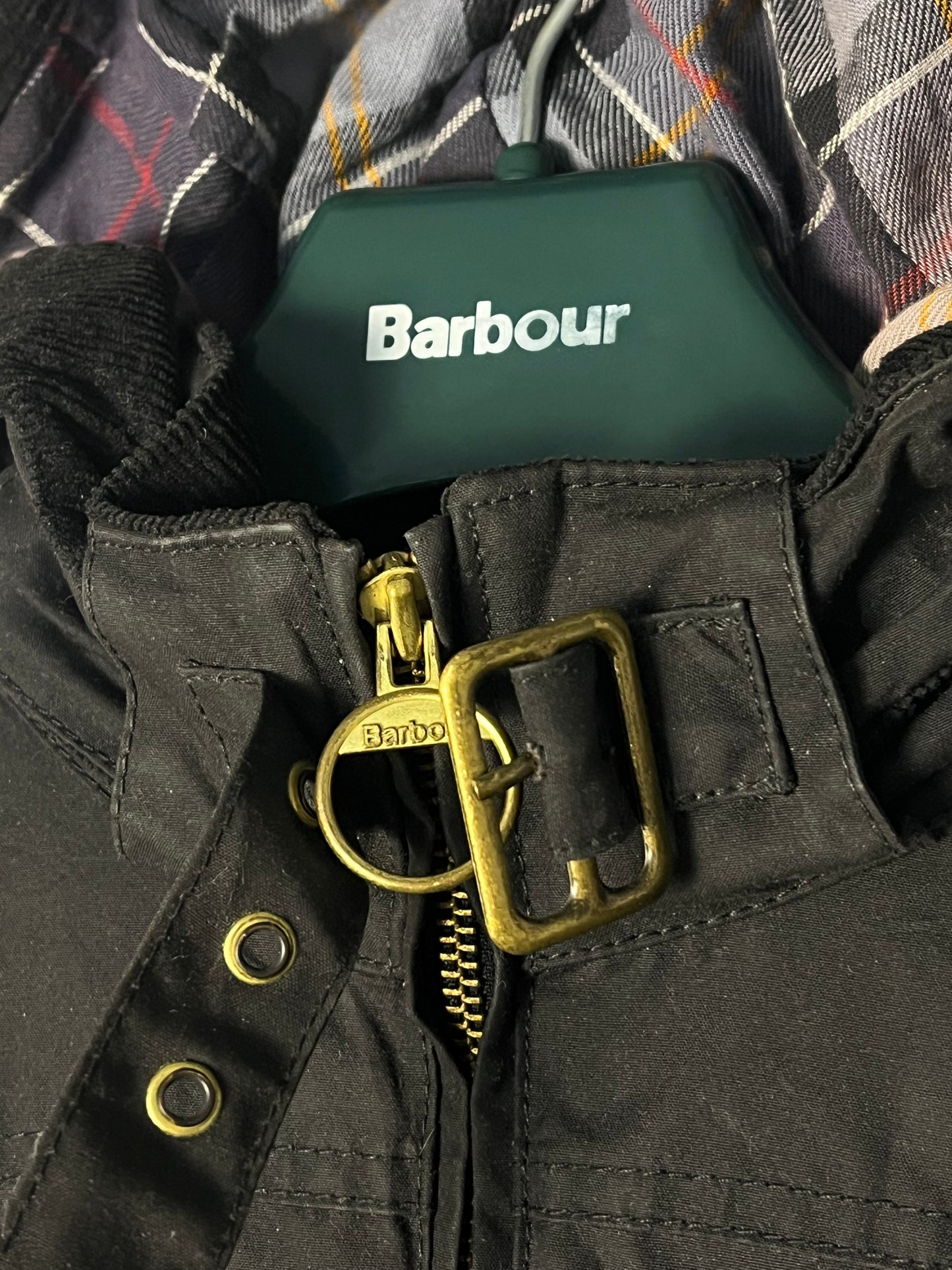 Barbour International Parka Waxed Cotton – Women’s UK16 – Black Selected by DRAPS.