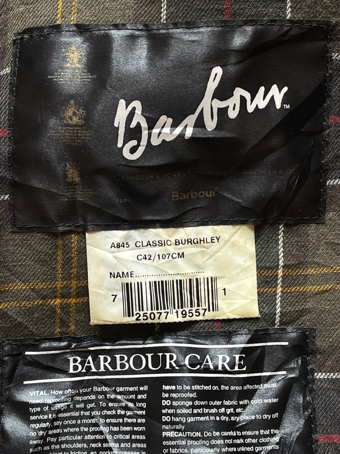 Barbour Classic Burghley – Olive – C42 / 107cm (A845)