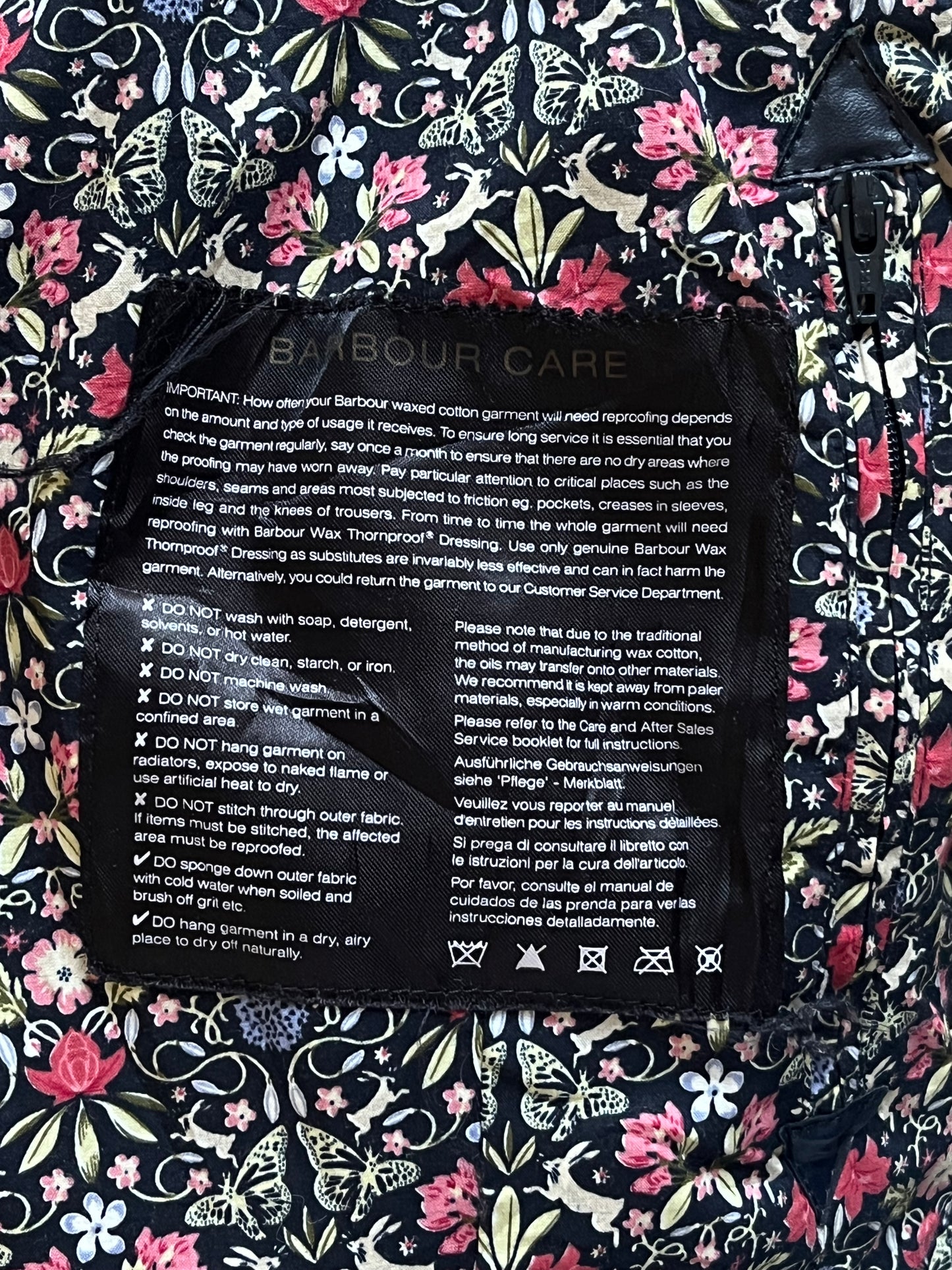 Barbour Beadnell Ladies Wax Jacket – UK 18 / Navy Blue Floral Lining
