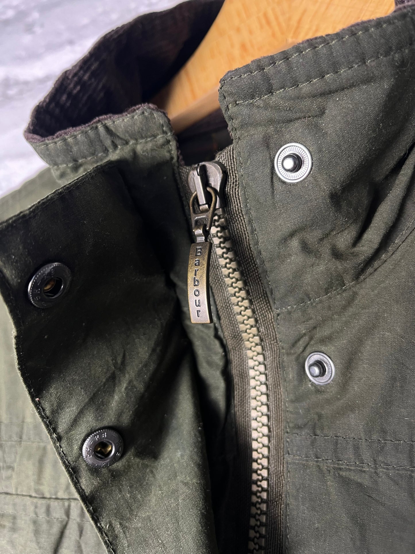 Barbour Flyweight Wax Utility Jacket – Sage Green – UK 16
