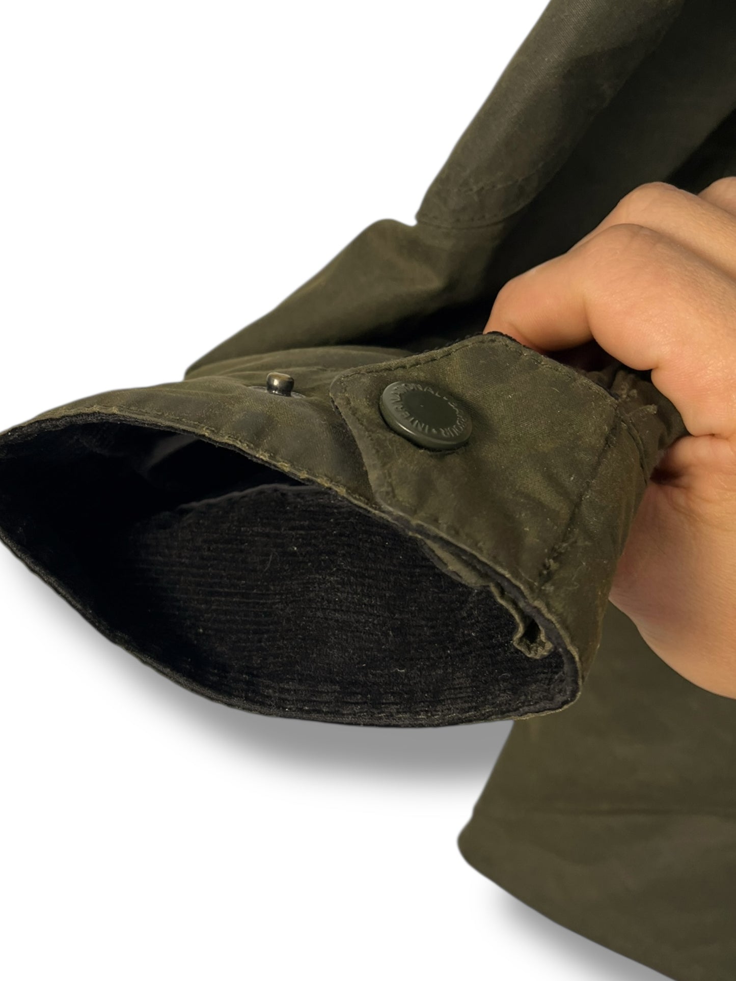 Barbour Retail Freezer Wax Jacket – Olive – Size S – Selected by DRAPS