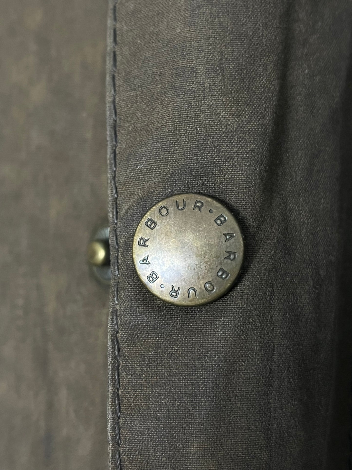 Barbour Ashby Wax Jacket – Olive (L)