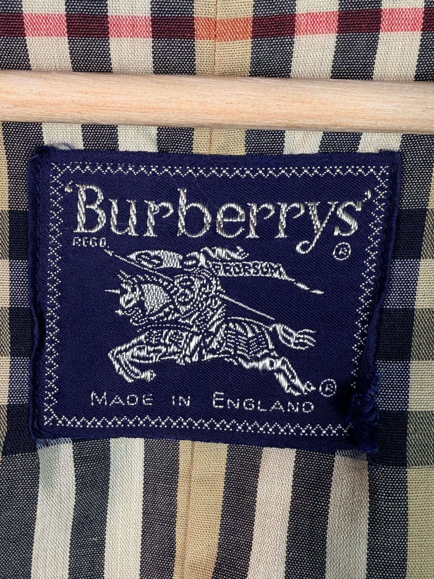 Burberrys’ Vintage Long Trench Coat – Women’s UK14 XL – Made in England