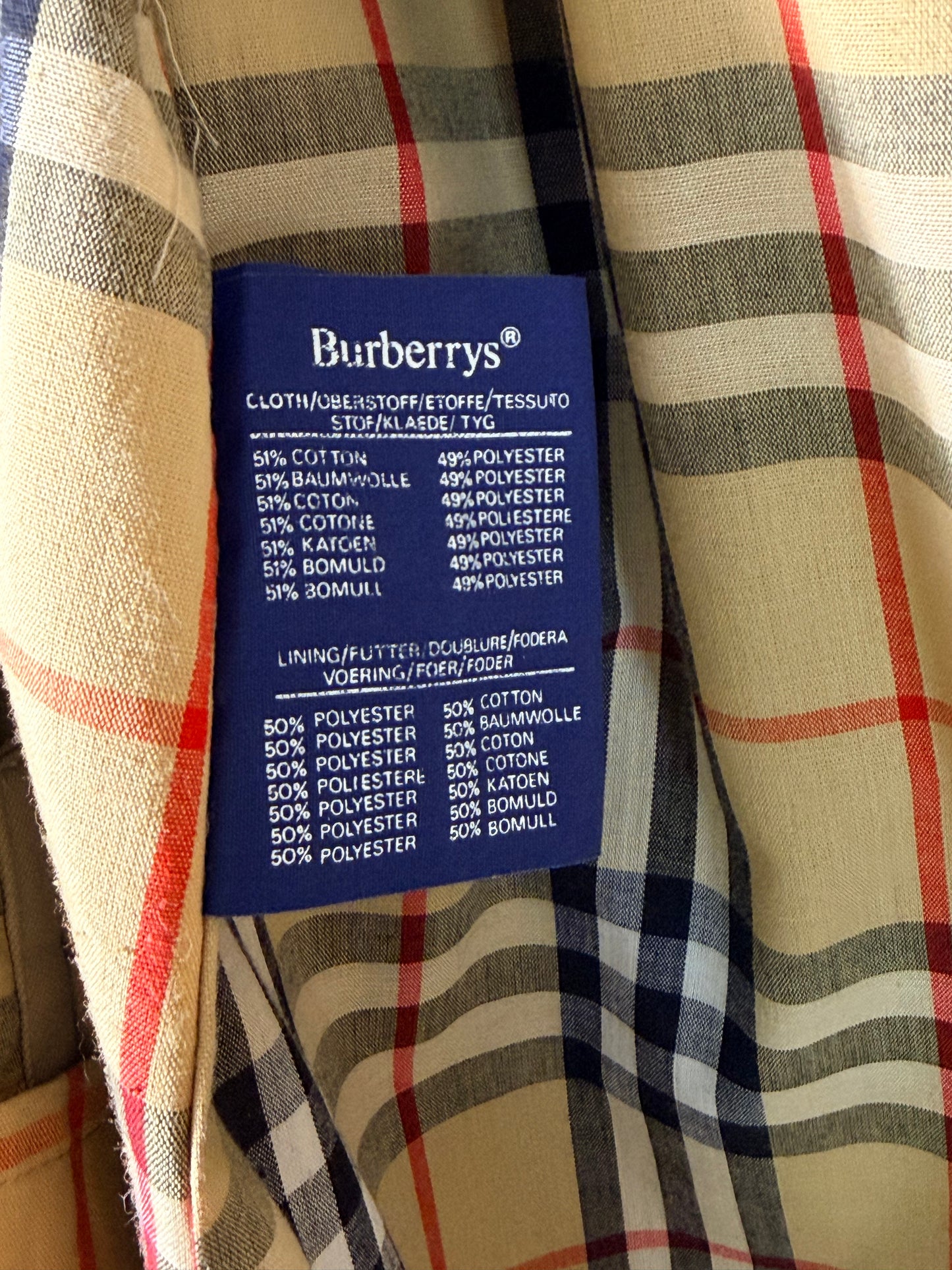 Burberrys’ Vintage Long Coat – Women’s UK8 S – Made in England