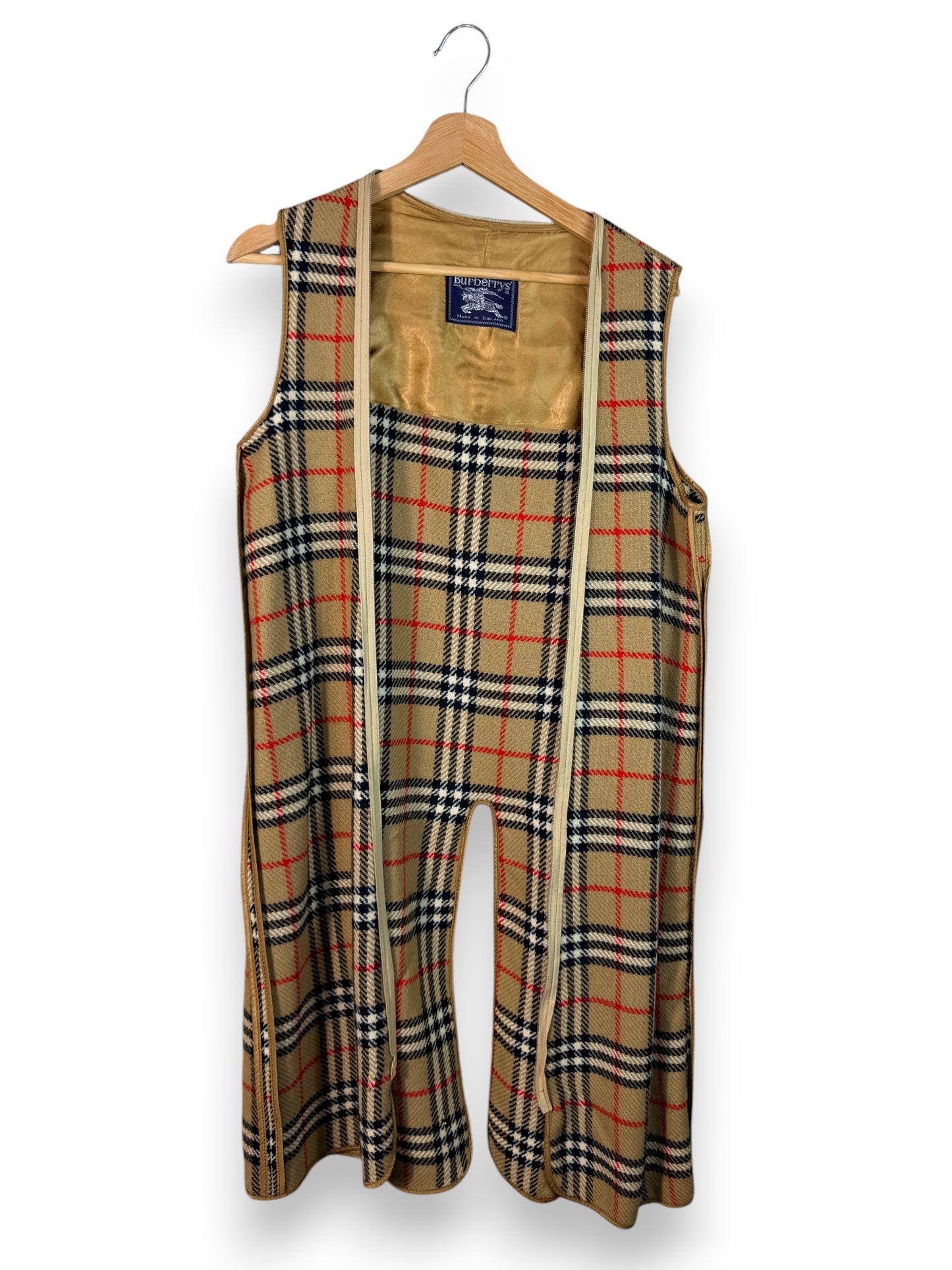 Burberrys’ Vintage Wool Lining Vest – Women’s UK8 – Made in England