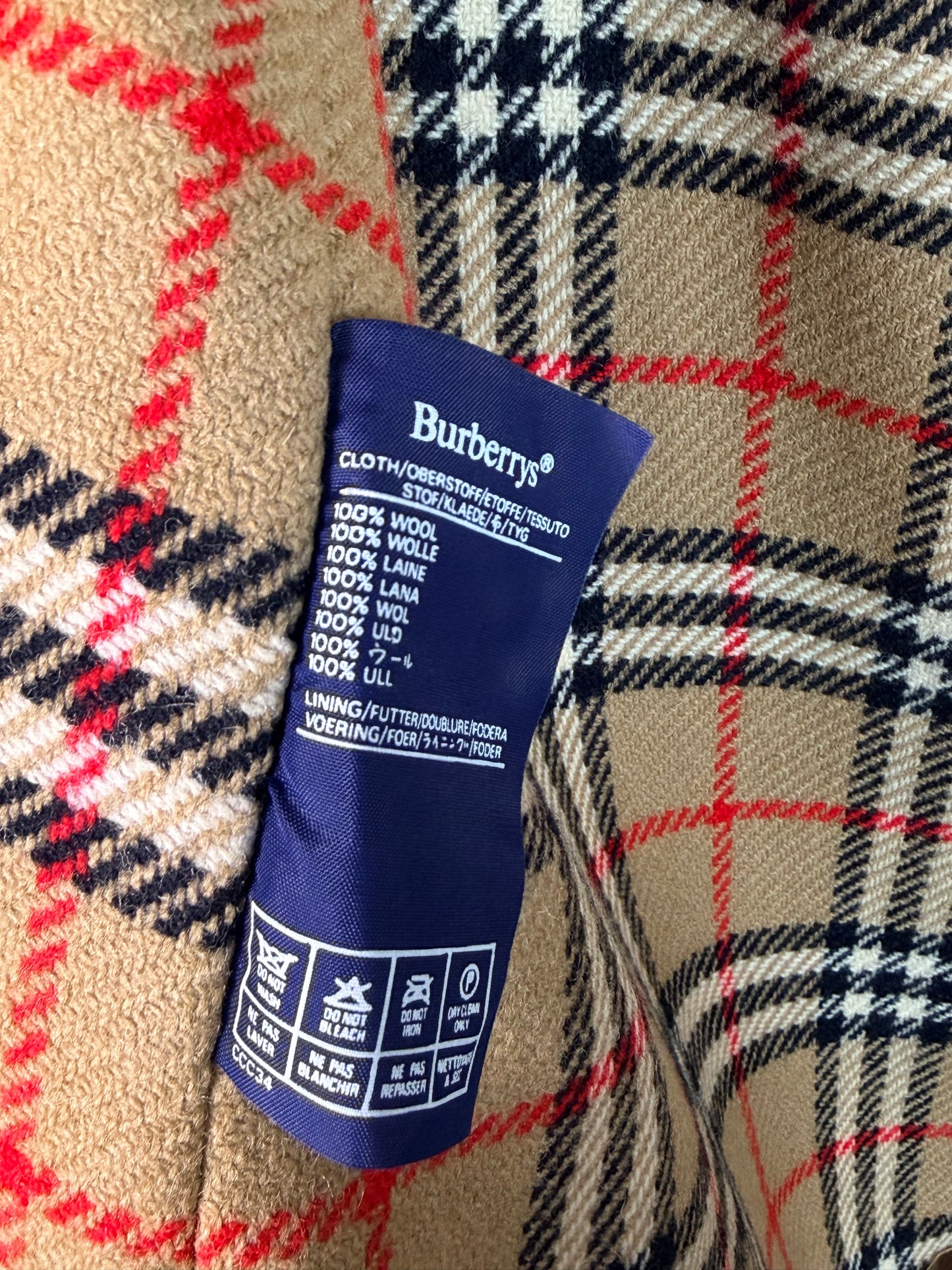 Burberrys’ Vintage Wool Lining Vest – Women’s UK8 – Made in England