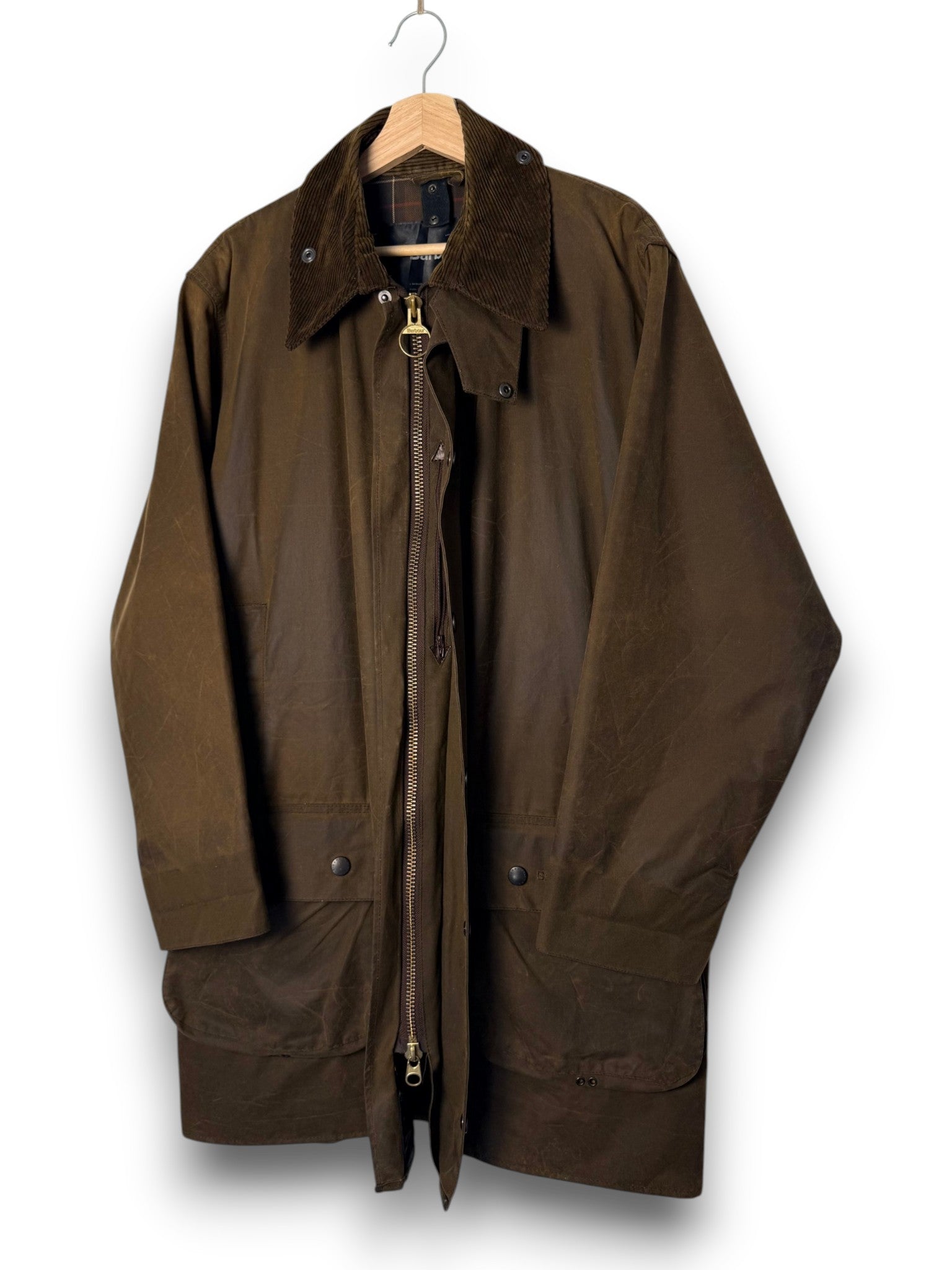 Barbour Classic Northumbria Wax Jacket – Olive – C40 / M – Draps