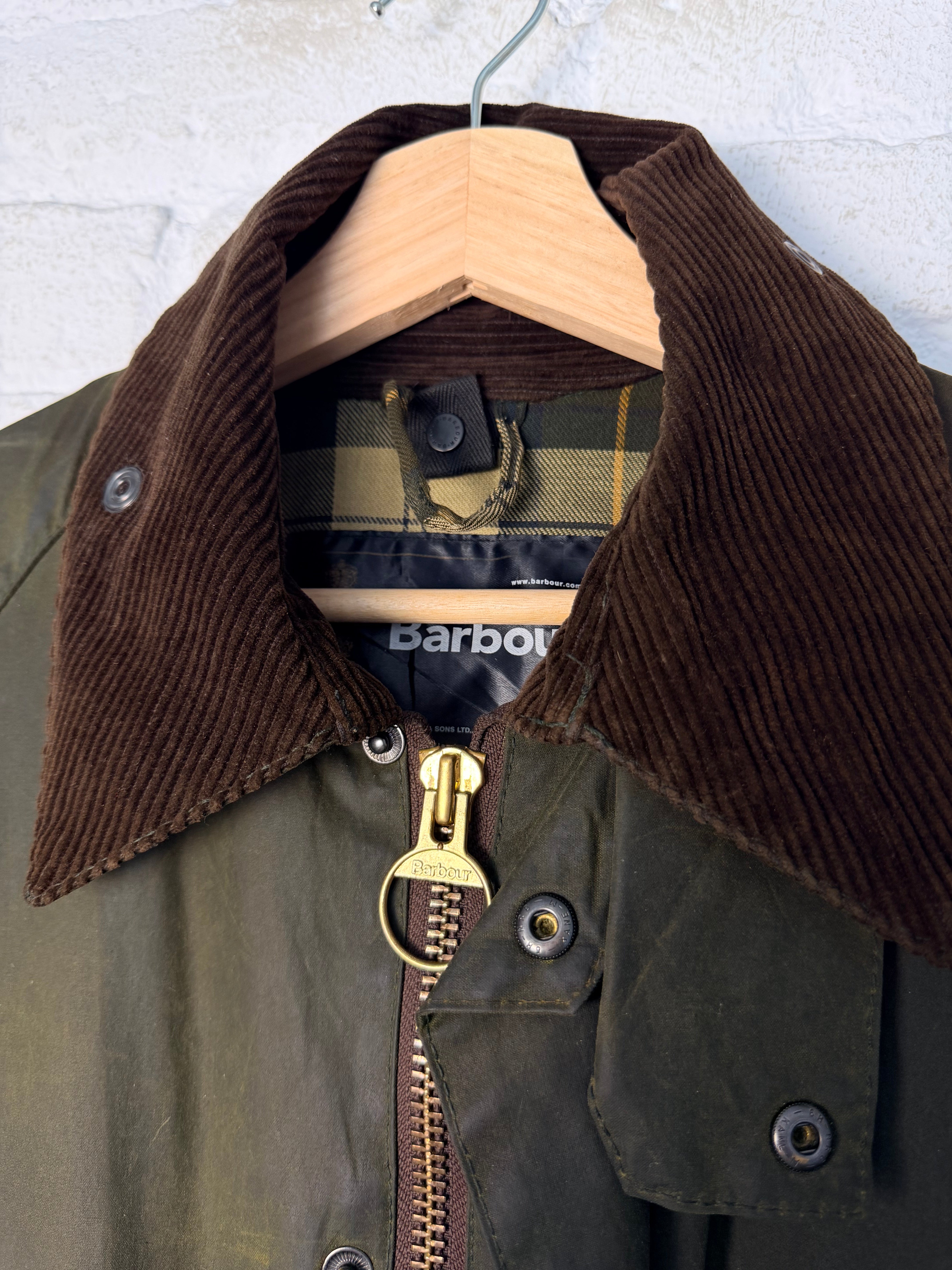Barbour Beaufort 2000 Sage Green C38 / Medium Vintage Wax Jacket