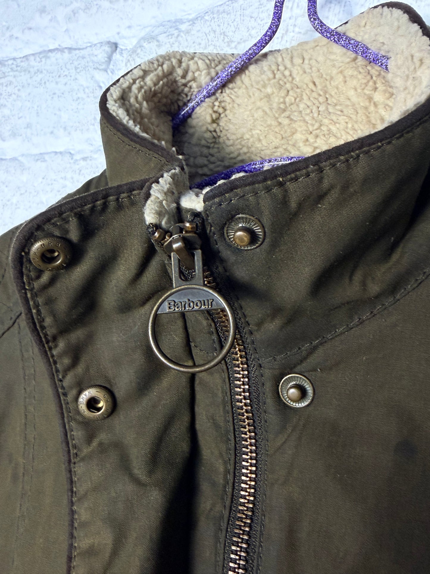 Barbour Lady Brocklane Wax Jacket Olive UK 8 – Sherpa Lined Military Style